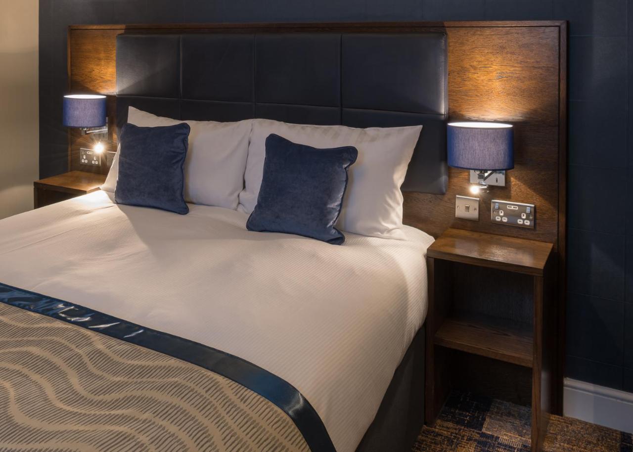 Отель The John Russell Fox Wetherspoon 4*